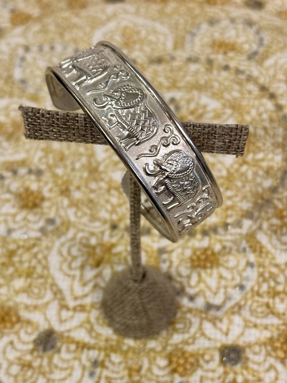 Vintage Silver Tone Elephant Cuff Bracelet Boho Tribal Stamped Open Bangle Lucky